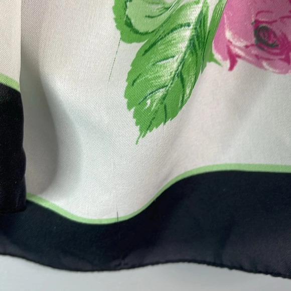 VINTAGE 80’s Valentina Fiore Pink Rose Pattern Print Square Scarf Black Frame - Picture 8 of 9